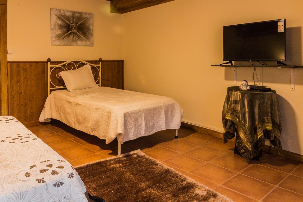 Portantiqua, Guest House Góis Esterno foto